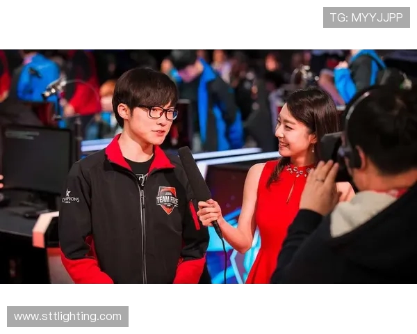 刘芳专访：从新手到职业选手的英雄联盟成长之路回顾