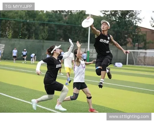 北京飞盘队在攀岩联赛中的耐力表现分析与赛事回顾