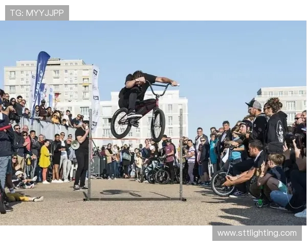 广州极限运动队在极限运动嘉年华中以70分稳居积分榜首位