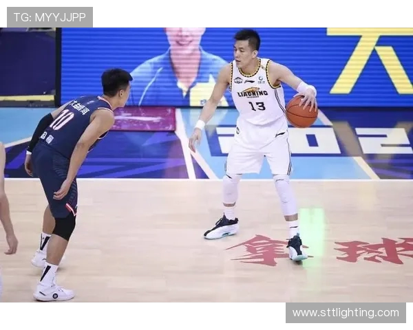 广州篮球队速度对比分析：战术执行与球员表现的深度解读