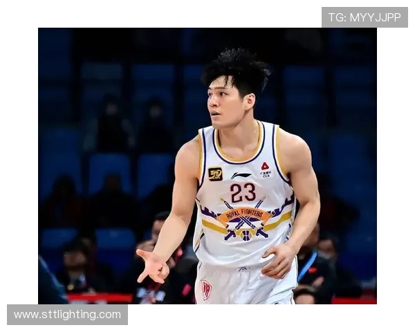 广州篮球队中路突破革新探索新战术引领未来比赛新趋势