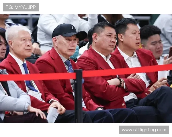 2018年世界杯预选赛中国队对阵韩国队的精彩对决回顾与分析 2018年世界杯预选赛中国队对阵韩国队的精彩对决回顾与分析