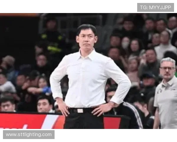 张庆鹏：从篮球场上的传奇到生活中的奋斗者，探寻他的成长与坚持之路