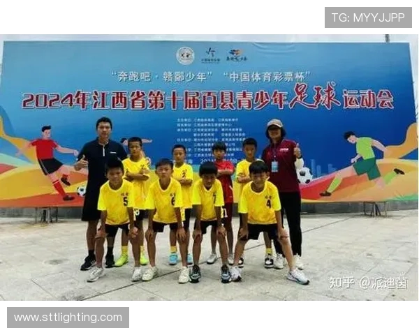 达尔库尔与天狼星的巅峰对决揭示足球战术与团队合作的真谛