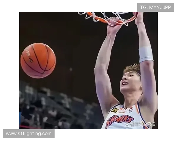 青岛与辽宁激战全场精彩录像回顾与赛后分析