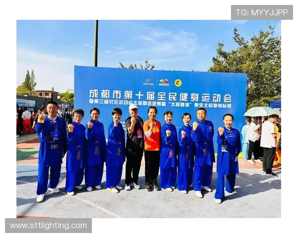 成都乒乓球队在全国团队协作排行榜中荣获第十名的佳绩展示了团队精神与实力